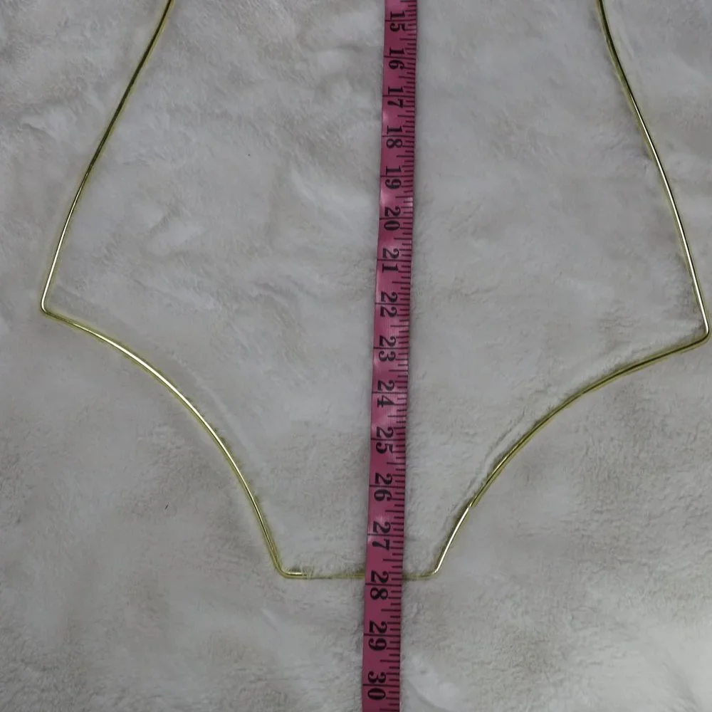 Body Shape Display Hanger - Picture 15 of 15